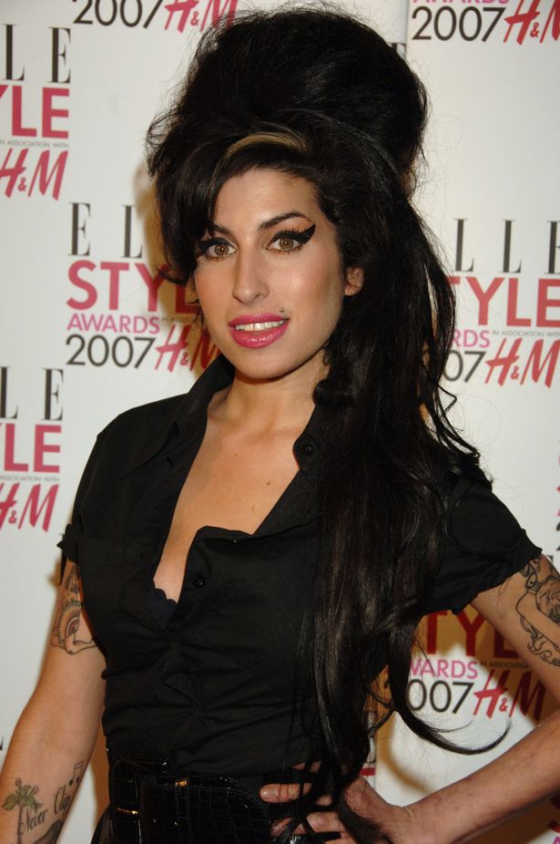 How Did Amy Winehouse Die How Old Was She When She Died School Drillers 2647